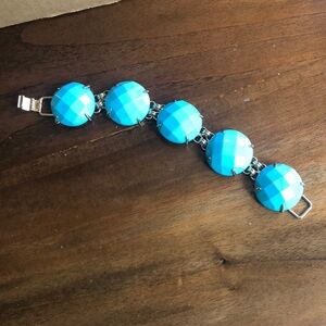 Kendra Scott gold Cassie bracelet in turquoise